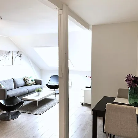 The Company - Bislett *