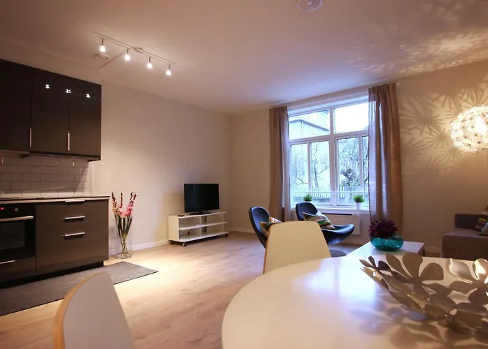 The Company - Bislett Oslo